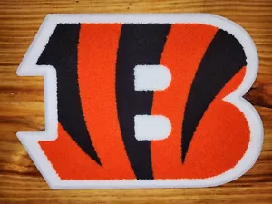 Ferro da stiro 10 pollici in ciniglia Cincinnati Bengals B su toppe. - Foto 1 di 1