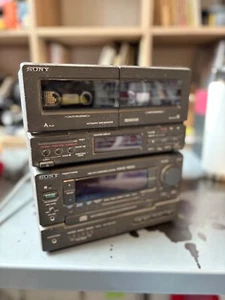 Sony MHC-1600 For Parts or Repair with Remote No Speakers - Picture 1 of 10