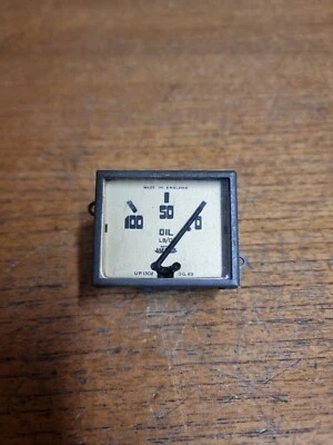 British Jaeger Oil pressure gauge UP1302 Austin Atlantic or Riley RM - Image 1 of 4
