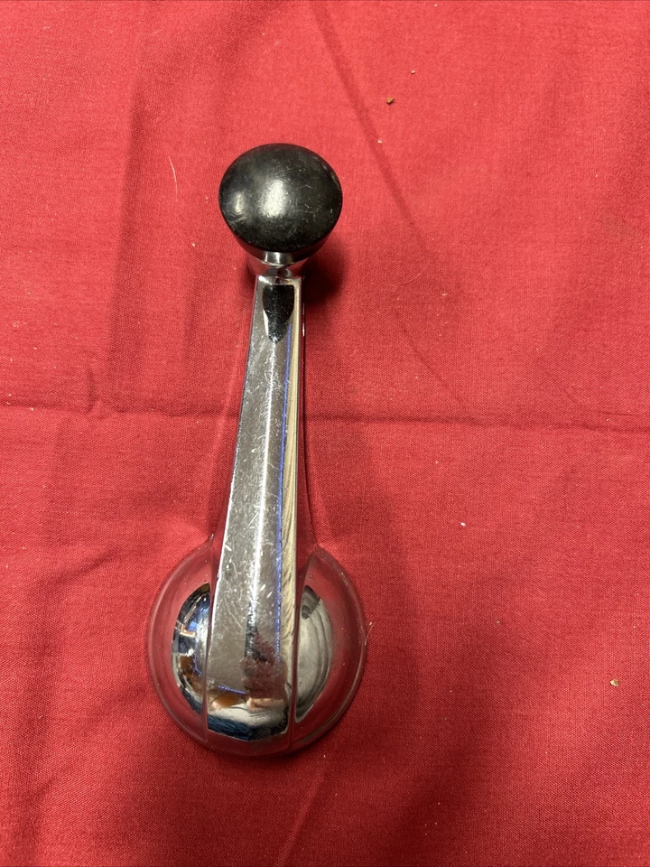 Хромированные рукоятки стеклоподъемников 1947-66 GM и Chevy пикапы - Изображение 1 из 4