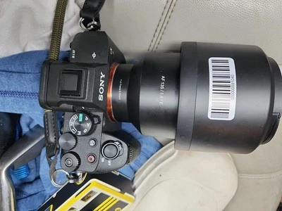 Sony a7iv with 50mm  2.8 lens and 135mm 1.8 lens. NEAR MINT - Image 1 of 2