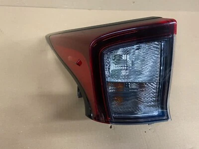 LÁMPARA LUZ EXTERIOR TRASERA PASAJERO TOYOTA PRIUS 81560-47471 2019 - 2022 C3285 Foto 1 de 4