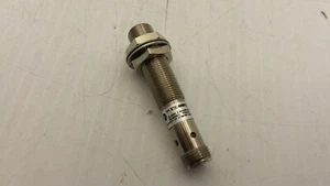 ALLEN BRADLEY 872C-M4NN12-D4 PROXIMITY SWITCH 4-PINS 10-30VDC 200MA CLASS 2 NNB - Picture 1 of 5