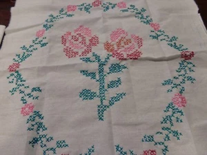 6 Lg quilt blocks Jack Dempsey hand embroidery approximately 17" red pink green - Picture 1 of 6