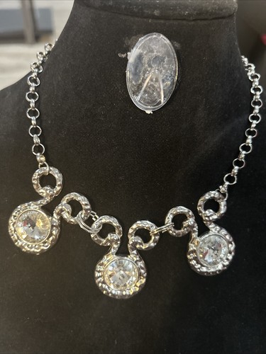 VETEMENTS Collana grande con strass in ferramenta argento