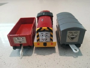 Salty - Thomas and Friends Trackmaster (Tomy) Train with Two Troublesome Truck - Picture 1 of 6