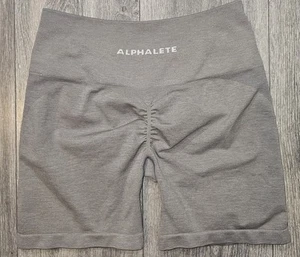 Alphalete Shorts Spandex grau verstärkt nahtlos Scrunch 4” Schrittlänge Damengröße M - Bild 1 von 10