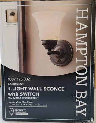 Aplique de pared Hampton Bay Ashhurst 1 luz ORB con interruptor Foto 1 de 2