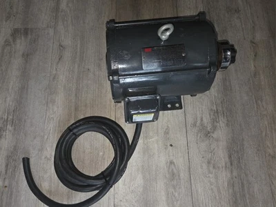 DAYTON 3KW37G  5 HP, 3-Phase, RPM 1740, Voltage 208-230/460 ~ WORKS GREAT - Image 1 of 4