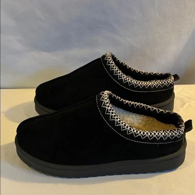 NWOT black faux suede faux fur lining slip on comfy rubber sole slippers size 8 - Image 1 of 4