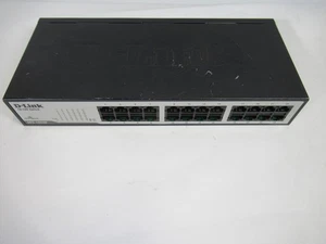 D-Link BES1024DA E1 24 Port Fast Ethernet Unmanaged Desktop Rackmount USED - Picture 1 of 2