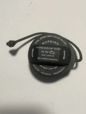 2003-2010 Porsche Cayenne Fuel Gas Cap 7L0 201 553 E OEM - Imagem 1 de 3