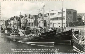 ECHTFOTO POSTKARTE MISSION ZU FISCHERN, LOSSIEMOUTH, (BEI ELGIN), MORAYSHIRE - Bild 1 von 2