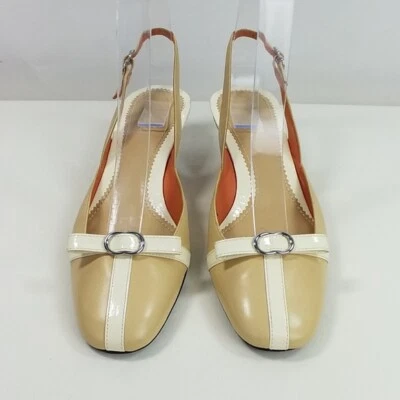 Cole Haan Tacones Eslinga Trasera Gatito Mujer Tostado y Crema Charol Talla 5.5B Foto 1 de 4