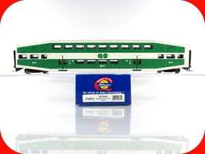HO Scale **GO TRANSIT** Bombardier Passenger Coach Car #2019 -- Athearn ATH25735 - Picture 1 of 5