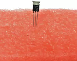 1pcs VN10KM T548 N-channel Enhancement-mode MOS Transistors TO-237 - Imagen 1 de 2