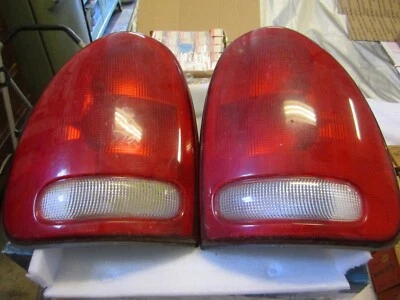 Conjunto de carcaça traseira 99-2003 - Lote de peças de carro vintage Dodge Durango # 257 - Imagem 1 de 4