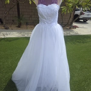 Davids Bridal Wedding Dress Womens 8/10 White A-Line Princess Quinceañera - Picture 1 of 21