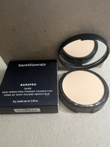 bareMinerals Barepro 16hr Skin Perfecting Powder Foundation Fair 15 WARM NIB - Picture 1 of 4