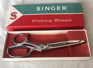 VINTAGE SINGER Pinking Shears No. 208 Left Hand in Original Box * Free Shipping - Picture 1 of 12