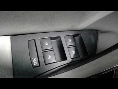 Interruptor de puerta delantera izquierda del conductor ventana del conductor se adapta a 11-15 voltios 1482888 Foto 1 de 4