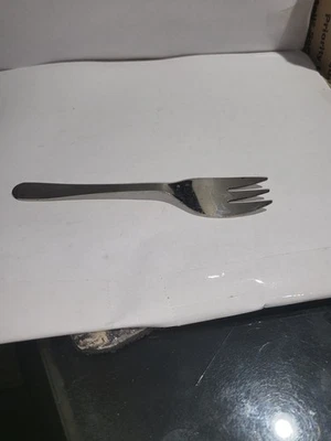 Tenedor plateado Italia aperitivo niño pequeño 5 1/8" Foto 1 de 4