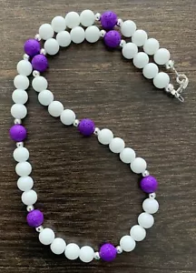 19” Necklace Of Dark Purple Lava Stone and White Agate Onyx Beads - Picture 1 of 3