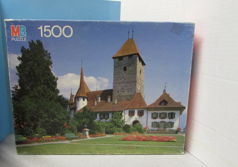 Milton Bradley 1500 PC Jigsaw Puzzle Mount Pelmo Italy Landscape 1995