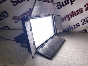 Lumière du jour LED ikan IFD576 LED576AL - Photo 1 sur 6