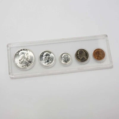 (1) 1955 United States Mint SILVER Philadelphia Year Set WHITMAN* Plastic Holder - Image 1 of 4