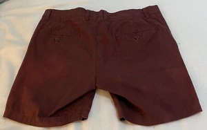 H&M Shorts Men 34 Plum Rarely Worn EUC - Picture 1 of 4