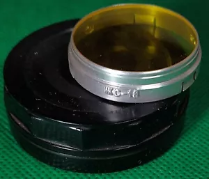 YELLOW FILTER Y-18 D36 fo Collapsible lens I-22 I-50 etc USSR bacelite case - Picture 1 of 2
