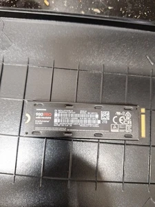 SAMSUNG 980 PRO 2TB PCIE 4.0 NVME GEN 4 M.2 SSD - Picture 1 of 2