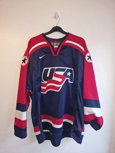 Nike USA 2002 Eishockey Herren Größe L Olympische Winterspiele Blau Vintage Trikot - Bild 1 von 11