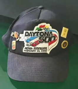 Cappello nero Daytona 500 40th Annual 1998 con berretto da corsa spille marina militare Vietnam - Foto 1 di 8