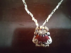 VCLM Jewelry Necklace --- Red Purse Locket - Picture 1 of 5
