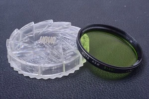 ✅ HOYA GREEN (XO) 49MM FILTER GENUINE LENS OR CAMERA SCREW IN W/ KEEPER 36-4 - Picture 1 of 2