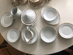 Arabia Finland Vintage White And Gold Dinner Set - Picture 1 of 3