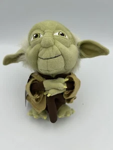 Peluche Star Wars Lucas Films Yoda Star Wars Fan Exclusive Club (7 pulgadas) - Imagen 1 de 4