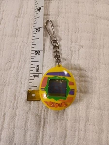 Vintage Yellow 2004 Bandai Not Working Tamagotchi 52705 Parts - Picture 1 of 6