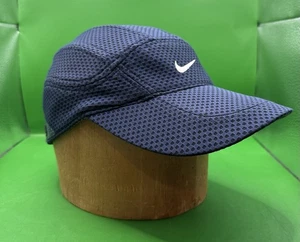 Gorra Nike para hombre azul marino viento en cola 5 paneles pickleball tenis Dri-Fit - Imagen 1 de 13