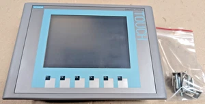 Siemens 6AV6647-0AD11-3AX0 KTP600 Basic HMI - Picture 1 of 5
