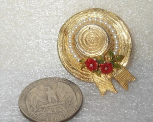 Ciner Vintage Green & Red Flower Enamel Faux Pearl Cast Ladies Bonnet Pin Brooch - Picture 1 of 12