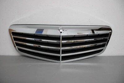 2010 2011 2012 2013 MERCEDES BENZ E550 E350 E63 FRONT GRILLE Foto 1 de 4