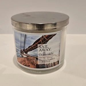 Candela a 3 stoppini Bath & Body Works Oceanside Sail Away *LEGGI* - Foto 1 di 5