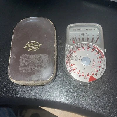 Sangamo Weston Master V Model S461-5 Universal Exposure Meter With Case - Image 1 of 4