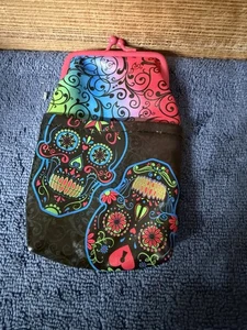 Leatherette Sugar Skull Cigarette Case With Snap Clasp And Pocket For Lighter - Picture 1 of 12