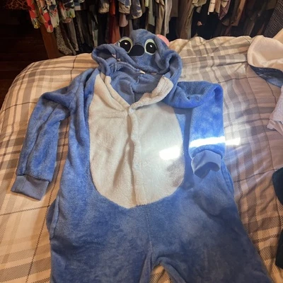 Цельная детская пижама Disney Stitch размер 105 (4-5) - Изображение 1 из 4