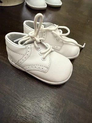 Zapatos de vestir Angel Infant blancos talla 2  Foto 1 de 3