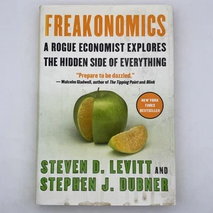 Freakonomics : A ... Hidden Side of Everything Levitt Dubner 2005 First Ed HCDJ - Picture 1 of 11